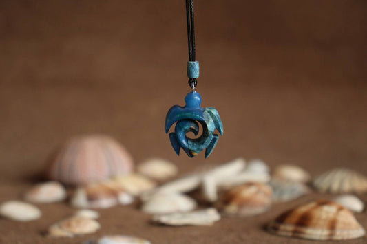 dark blue sea turtle Necklace